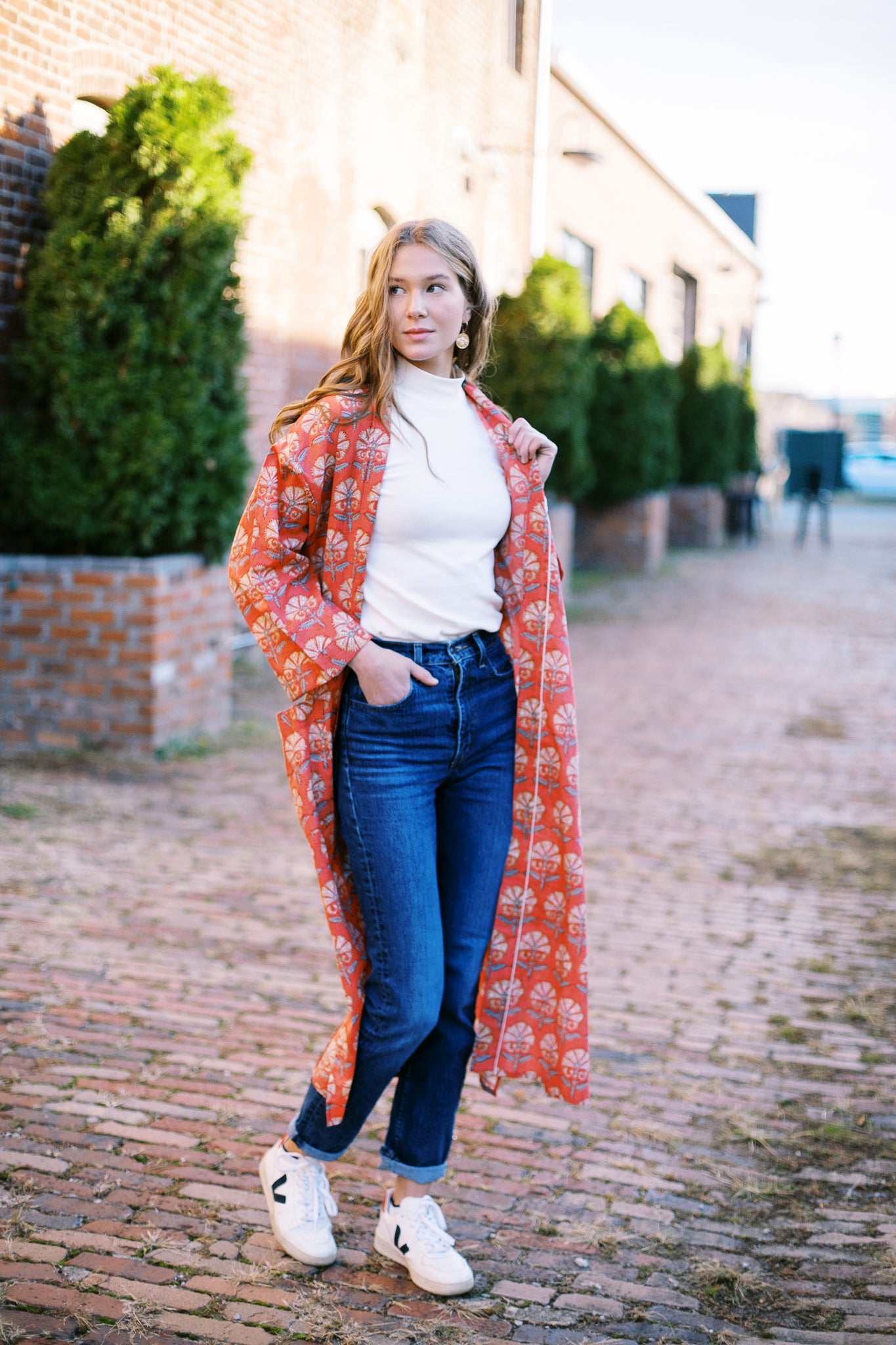 The Hemingway Robe in Winterberry