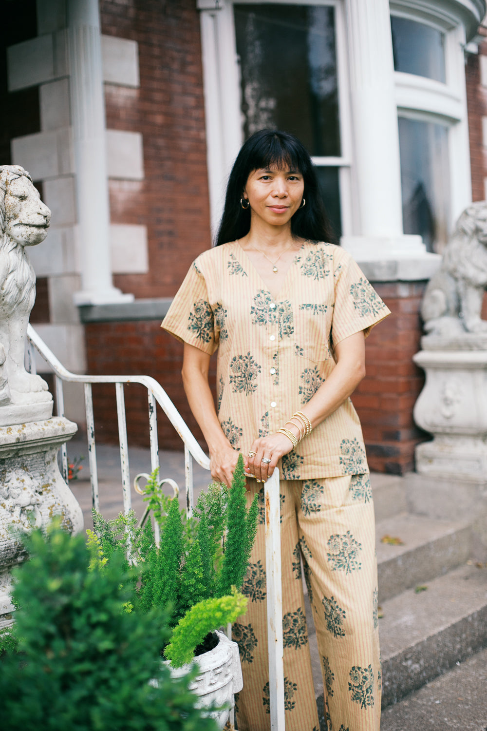 The Grounding Set in Terracotta Trails