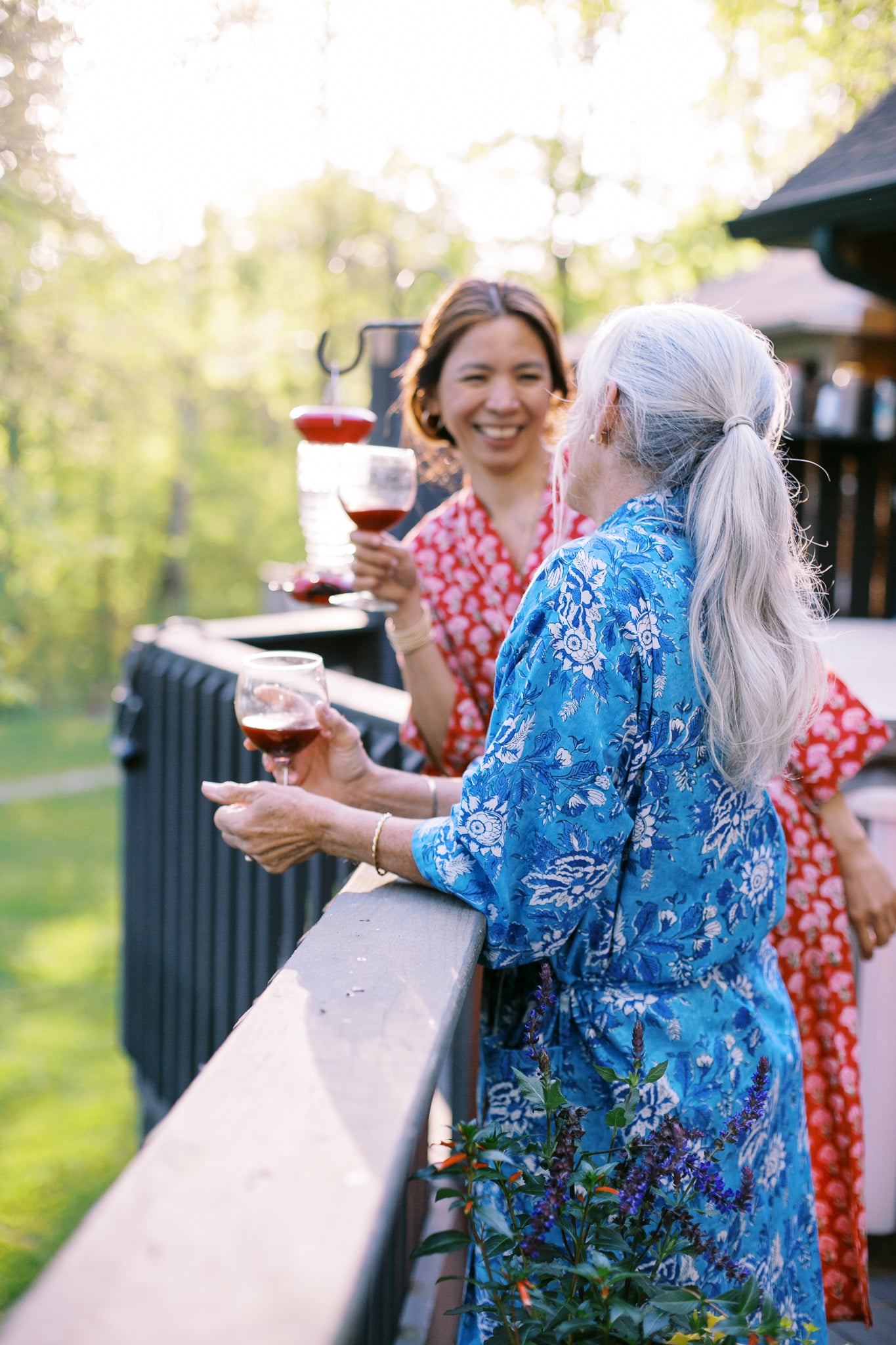 The Hemingway Robe in Blue Willow