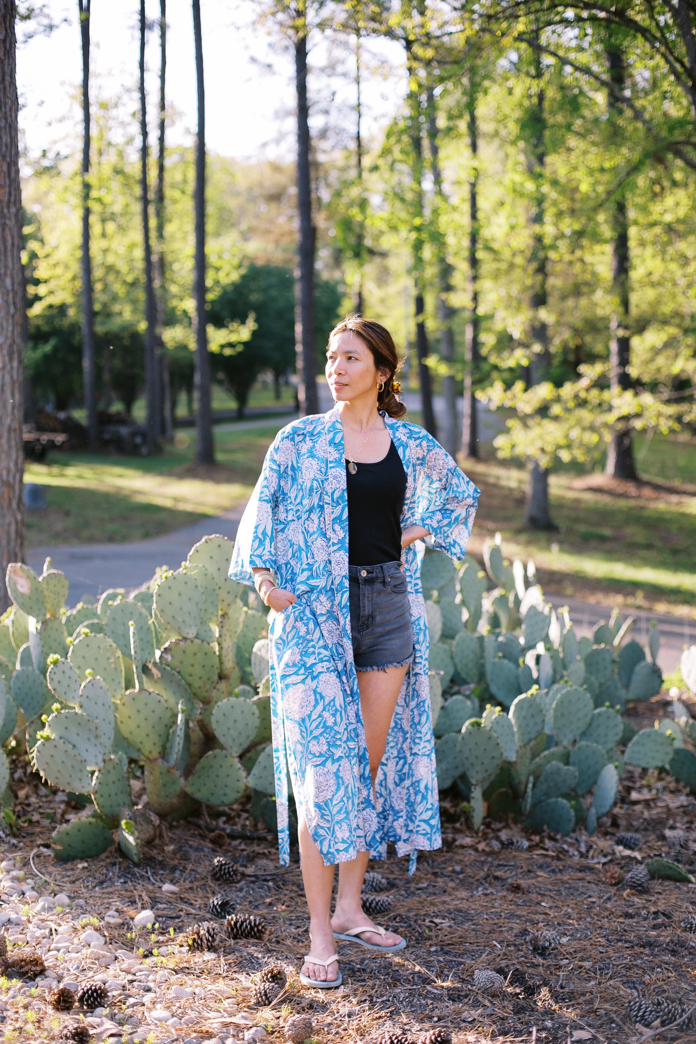 The Hemingway Robe in Blue Peony