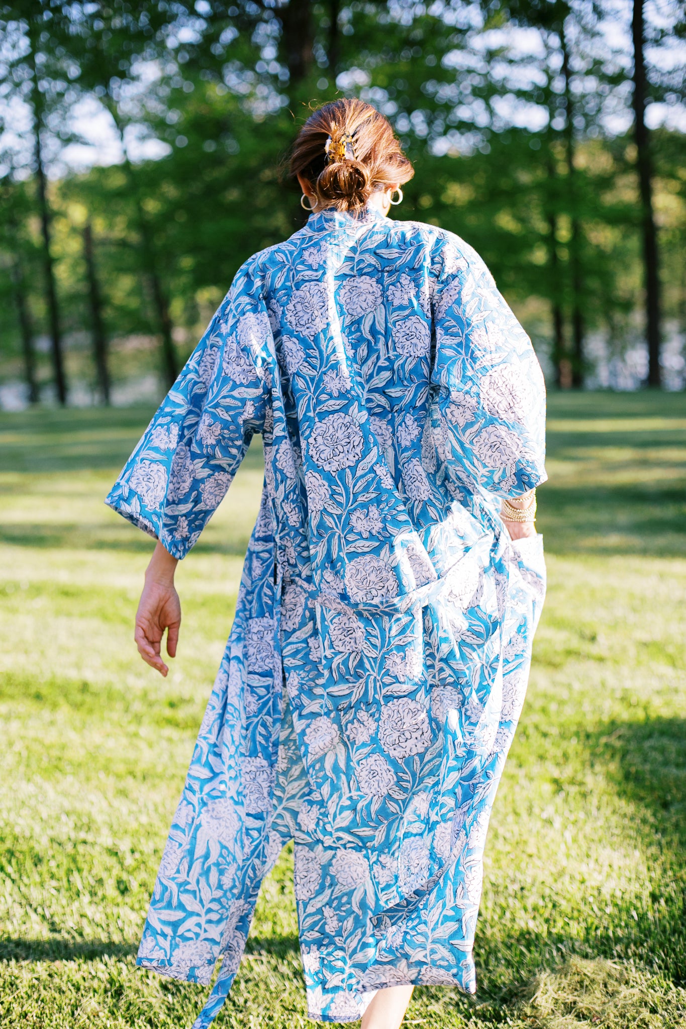 The Hemingway Robe in Blue Peony