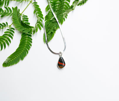 Handcrafted Kentucky Agate Talisman Necklace in Silver