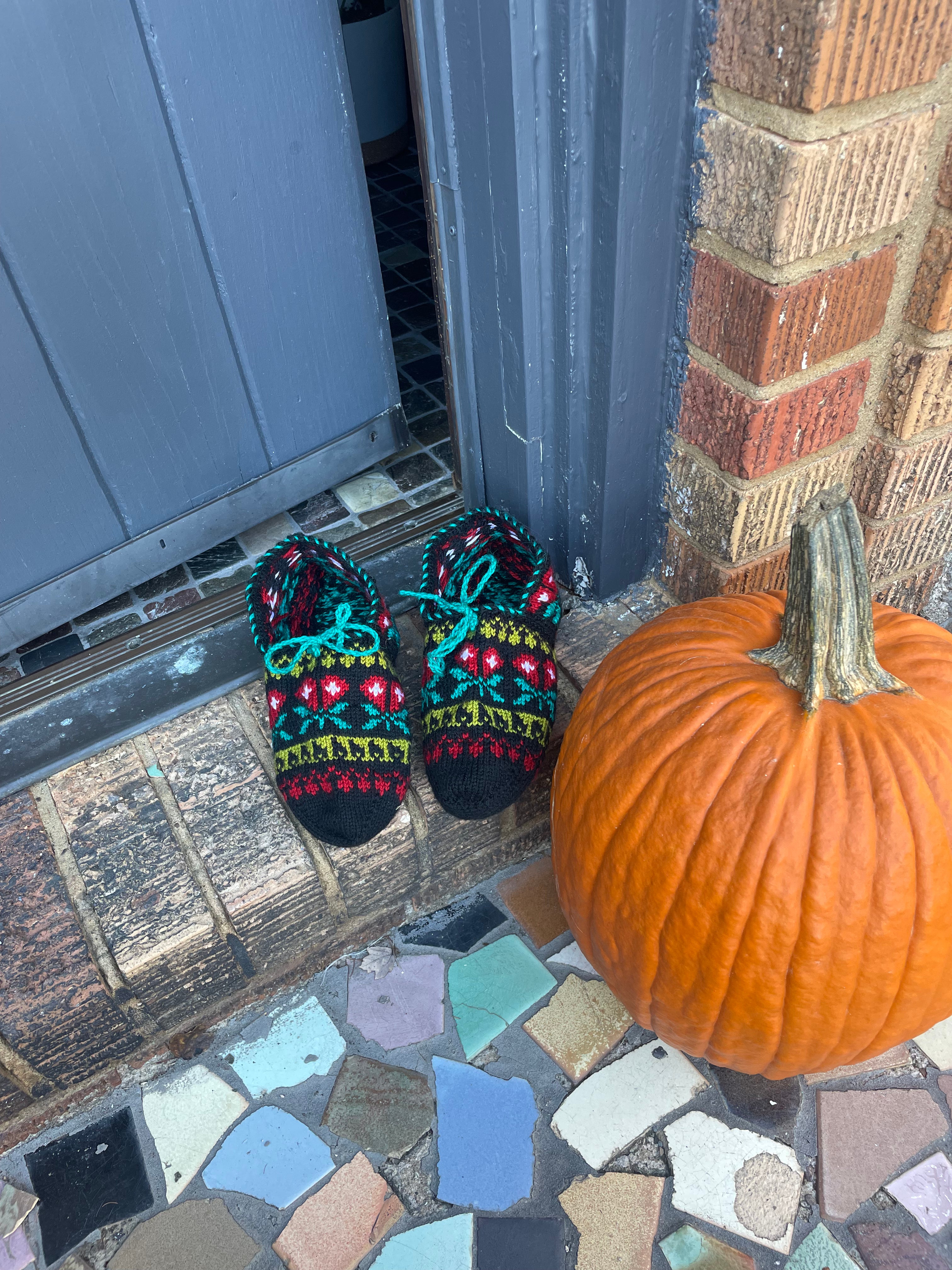 Women’s Handmade Turkish Slippers