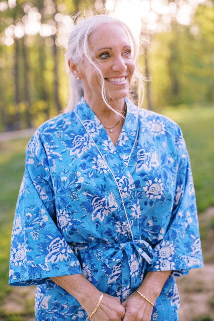 The Hemingway Robe in Blue Willow